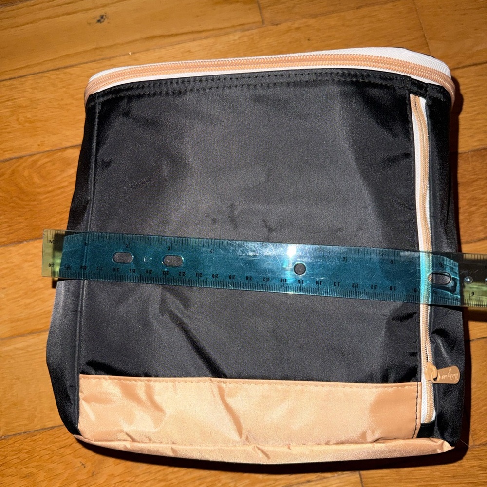 Thirty-One Black and Tan insulated bucket Tote Bag - Picture 4 of 8